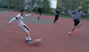 Некит восстанавливает равновесие.